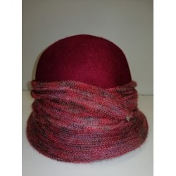 CAPPELLO DONNA PURA LANA CON APPLICAZIONI